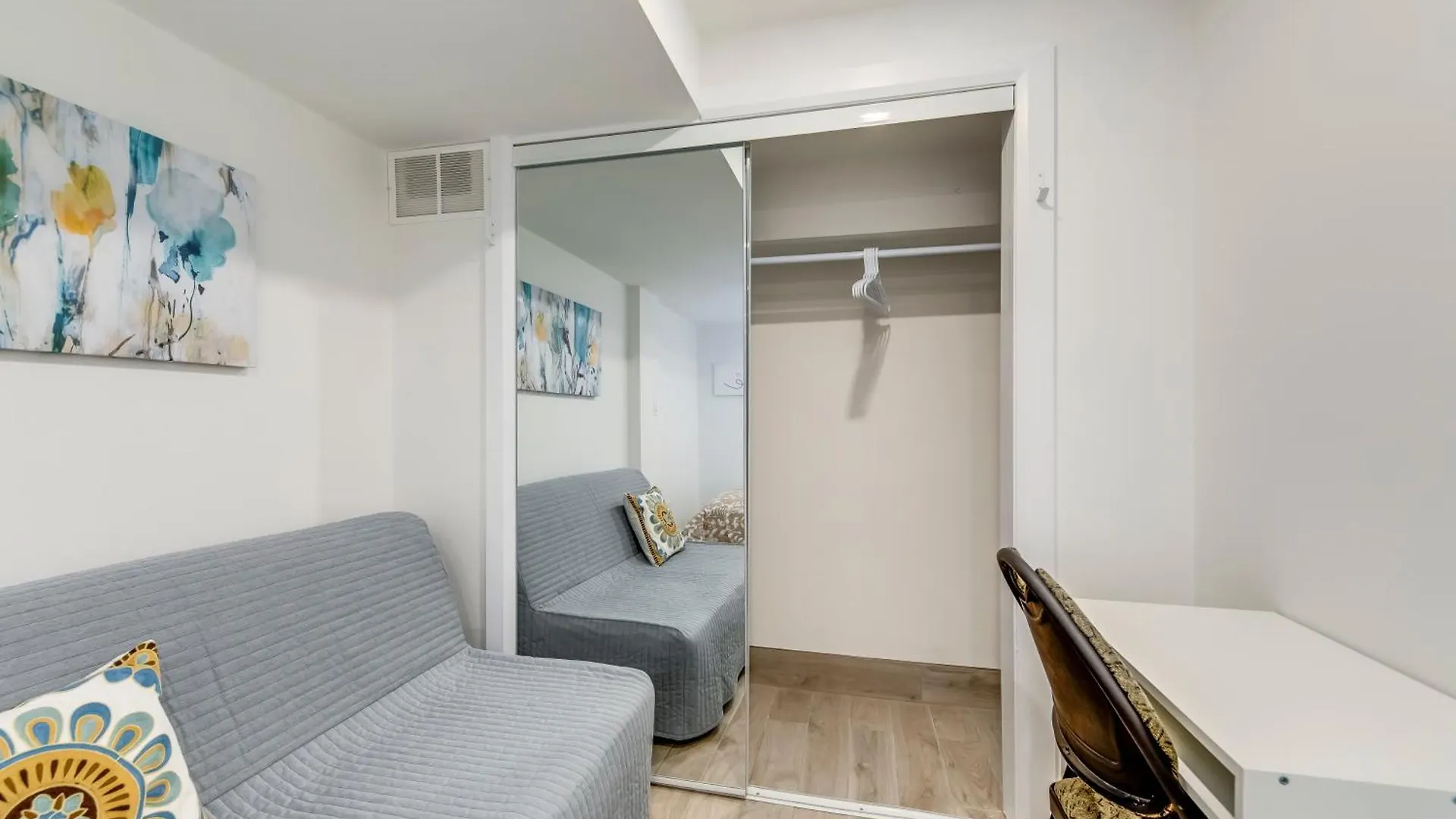 Midtown 2 Bedroom Basement Apartment Toronto